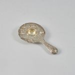 642403 Tea-strainer